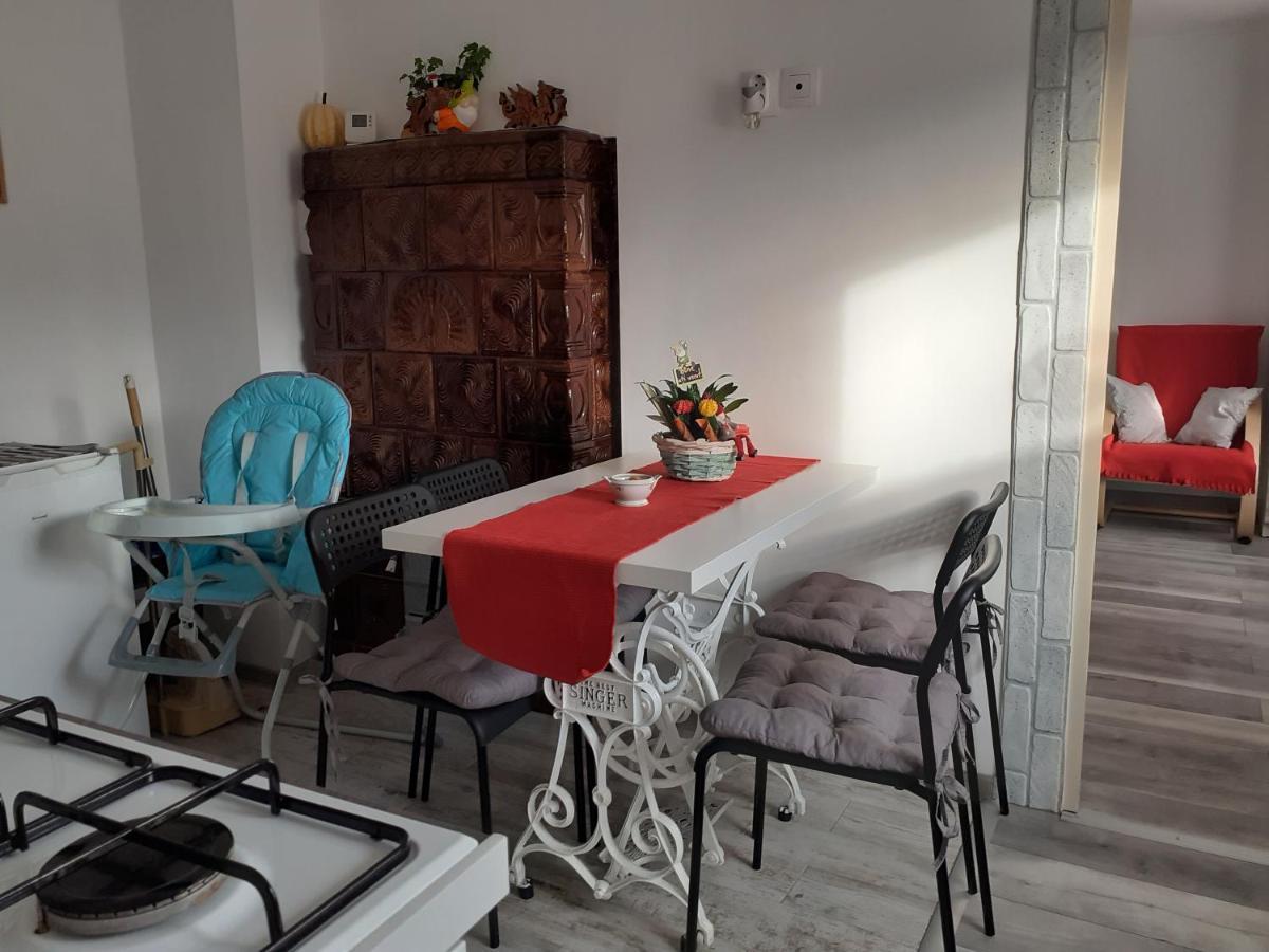 Casa Joy Villa Rîşnov Exteriör bild